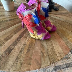 Jessica Simpson Pink and Red Heels with Elegant Design